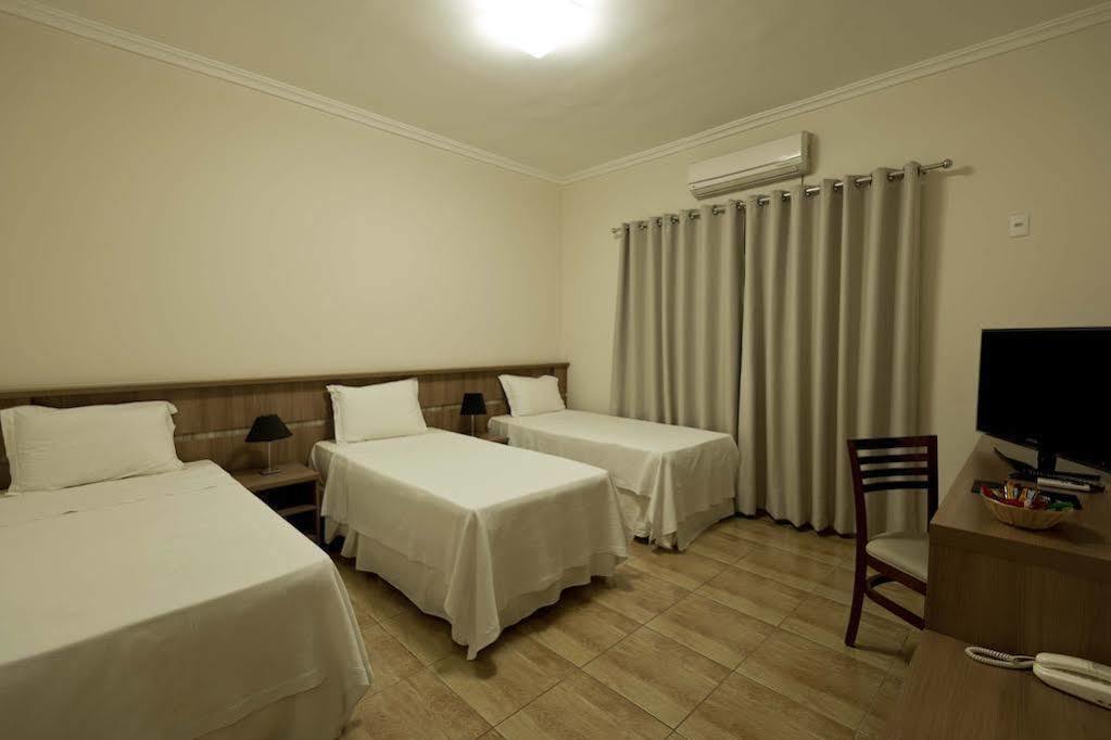 Grand Enio Hotel E Cantina Varginha  Zewnętrze zdjęcie