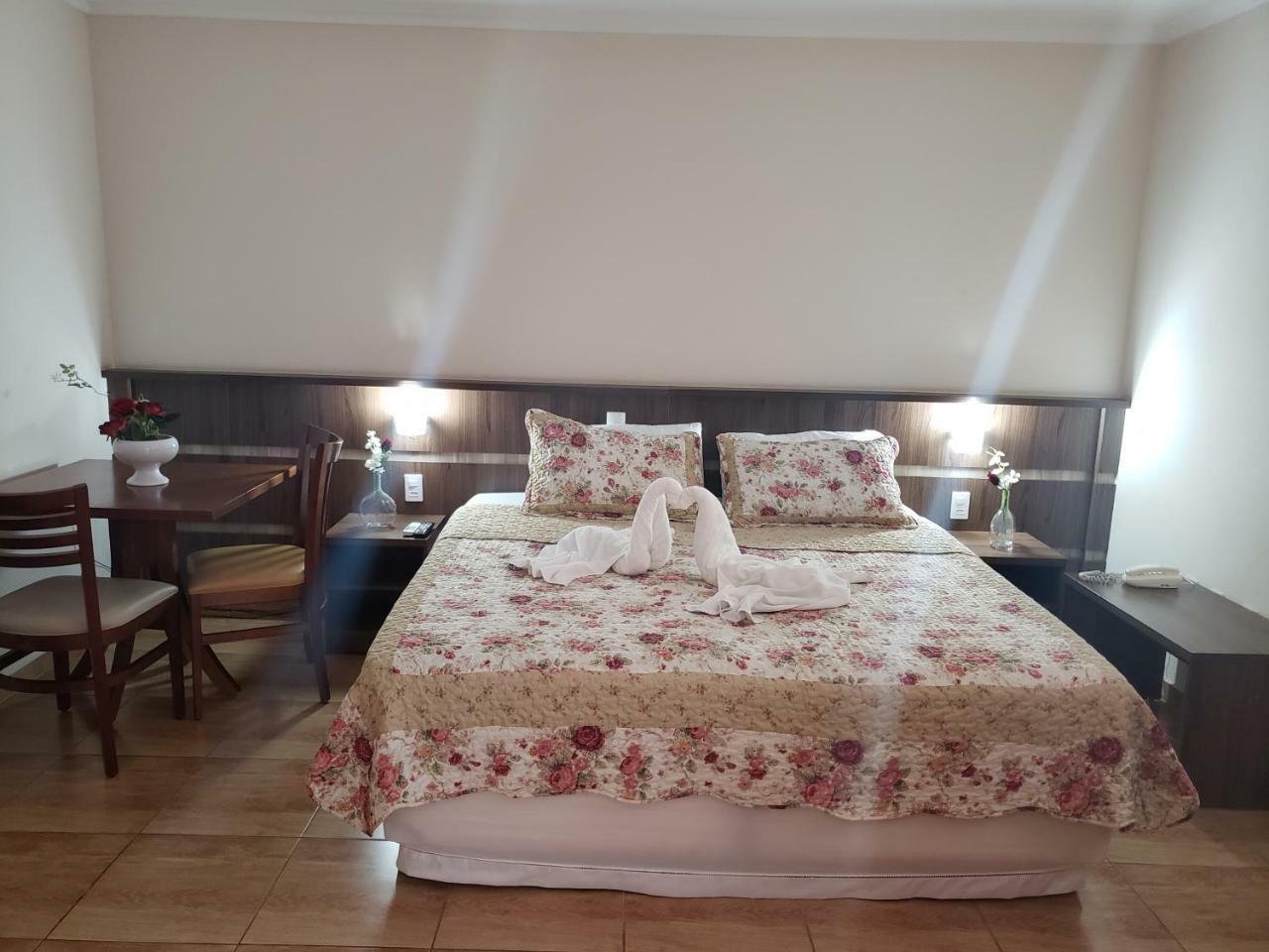 Grand Enio Hotel E Cantina Varginha  Zewnętrze zdjęcie